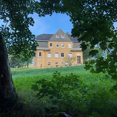 Hainberg Apartmán *